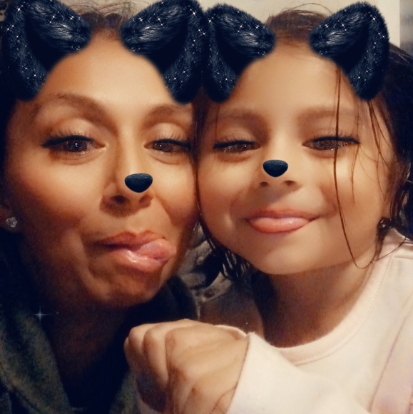 Meet your Posher, Finders - Picture 7 of 7